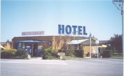 Hotel Charme En Maconnais Fasthotel Macon Nord Zewnętrze zdjęcie